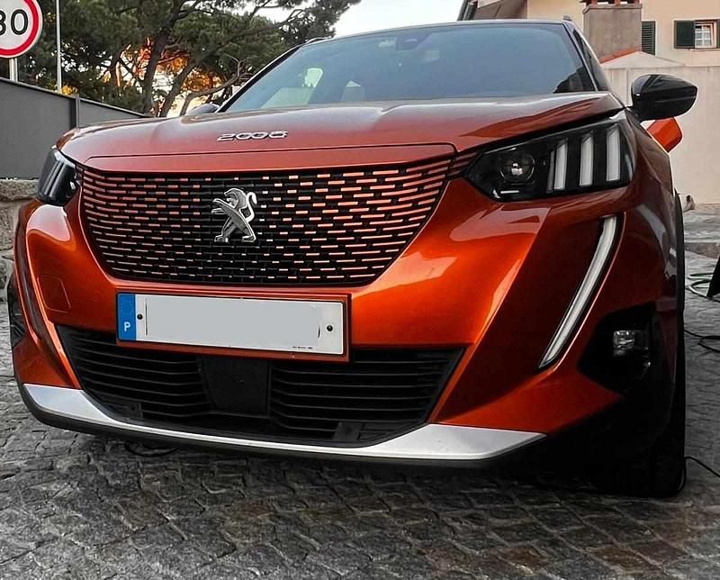 Outra Usado 2020 Peugeot e-2008 GT-line SUV | € 19.500 (Preço justo) - Imagem 1/4