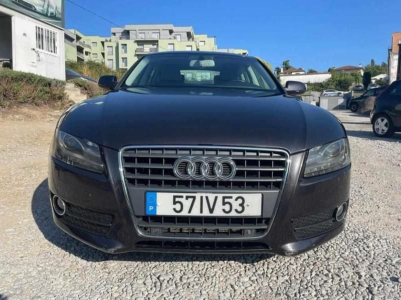 Usado Audi A5 170 HP (125 kW) 2010 Cinzento Coupé