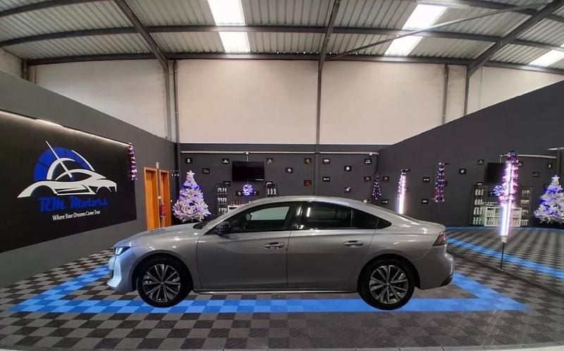 Usado Peugeot 508 Allure 131 HP (96 kW) 2022 Cinza Sedan