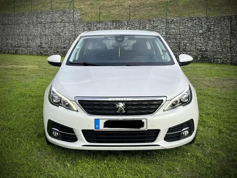 Usado Peugeot 308 SW Active 120 HP (88 kW) 2018 Branco pérola Carrinha