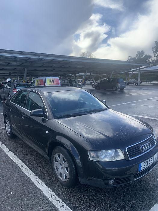 Usado 2002 Audi A4 Sedan | € 2.350 - Imagem 1/4