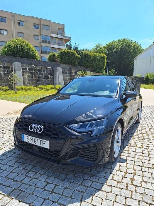 Usado 2021 Audi A3 Sportback e-tron S-Line Sedan | € 28.500 - Imagem 1/4