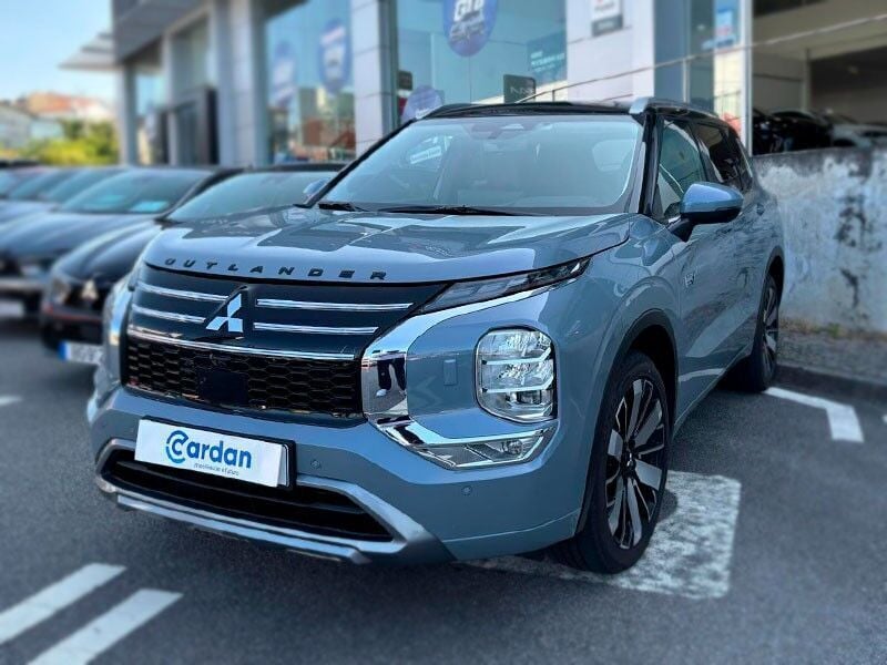 Cinza Novo 2025 Mitsubishi Eclipse Cross Instyle SUV | € 55.900 - Imagem 1/4