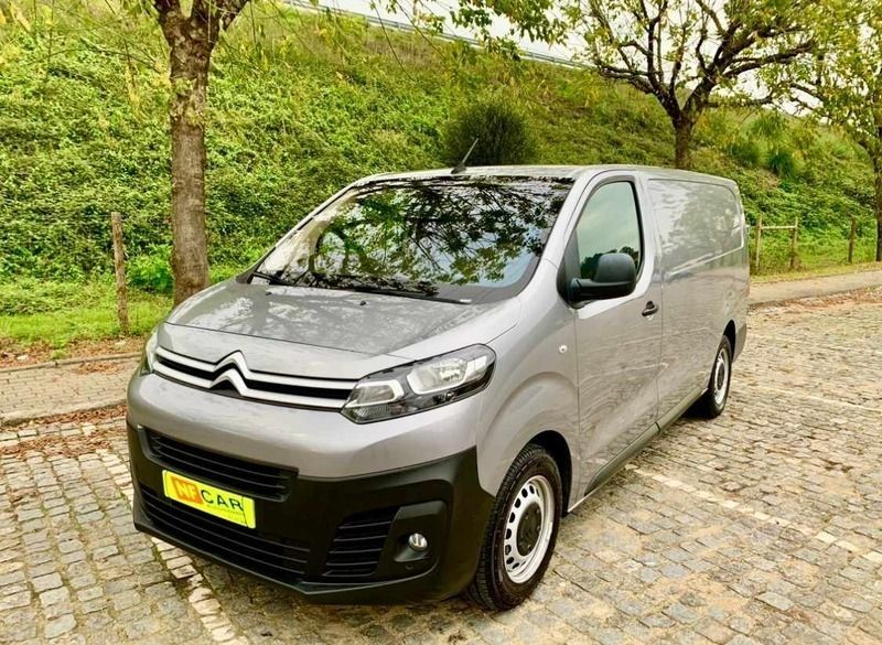 Cinza Usado 2019 Citroën Jumpy Monovolume | € 21.000 (Preço justo) - Imagem 1/4