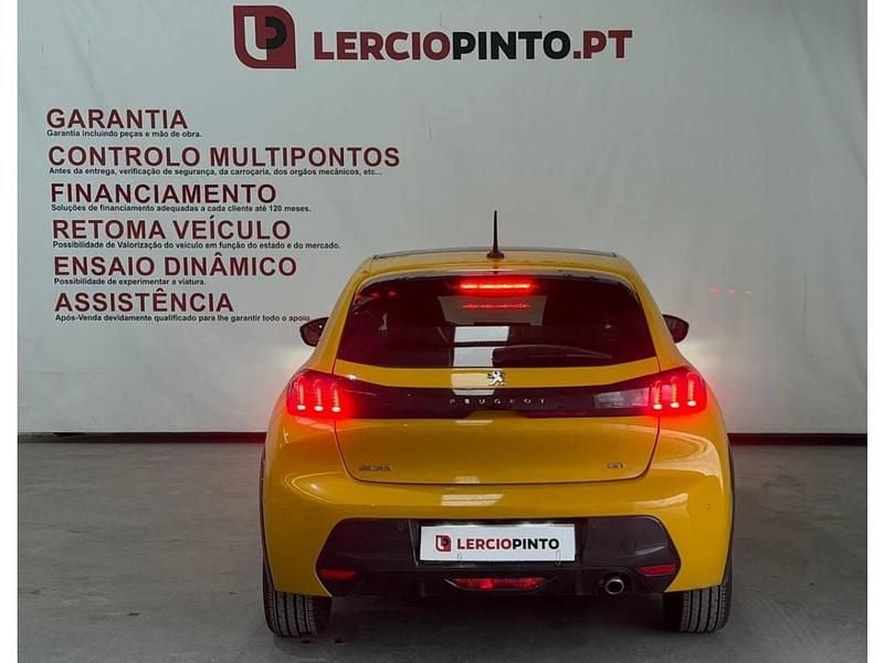 Usado Peugeot 208 GT 101 HP (74 kW) 2022 Amarelo Citadino
