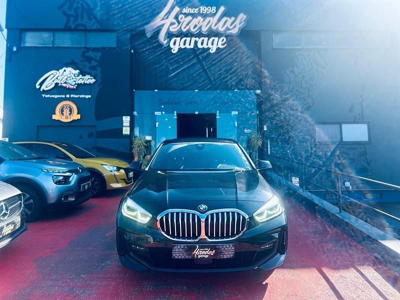 Preto Usado 2020 BMW 116 Citadino | € 22.900 (Preço justo) - Imagem 1/4