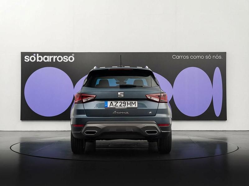 Usado Seat Arona FR 110 HP (80 kW) 2023 Cinza SUV