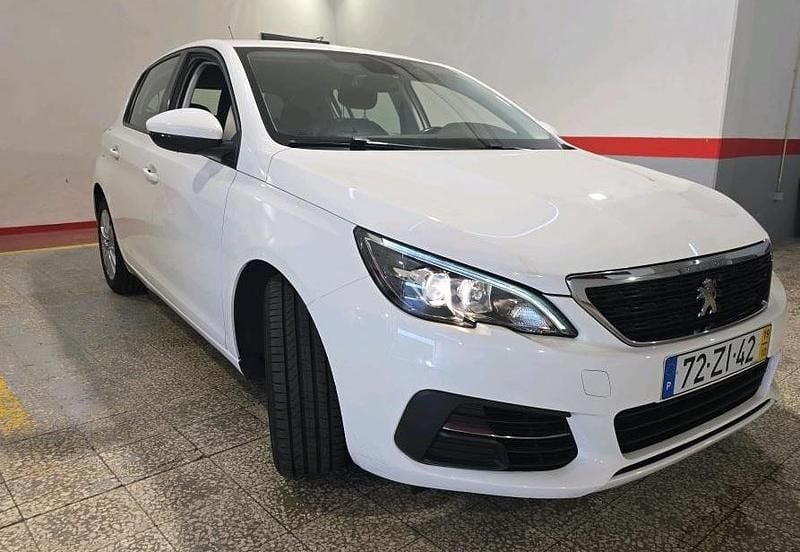 Branco Usado 2019 Peugeot 308 Business-Line | € 13.999 (Bom preço) - Imagem 1/4