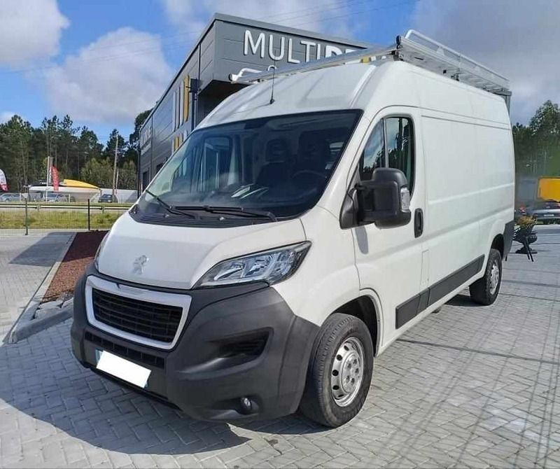Branco Usado 2018 Peugeot Boxer Van | € 17.900 (Preço justo) - Imagem 1/4