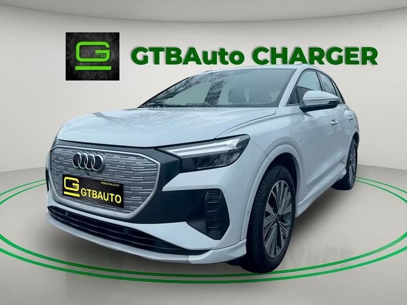 Usado Audi Q4 e-tron 150 kW (204 HP) 2022 Branco SUV