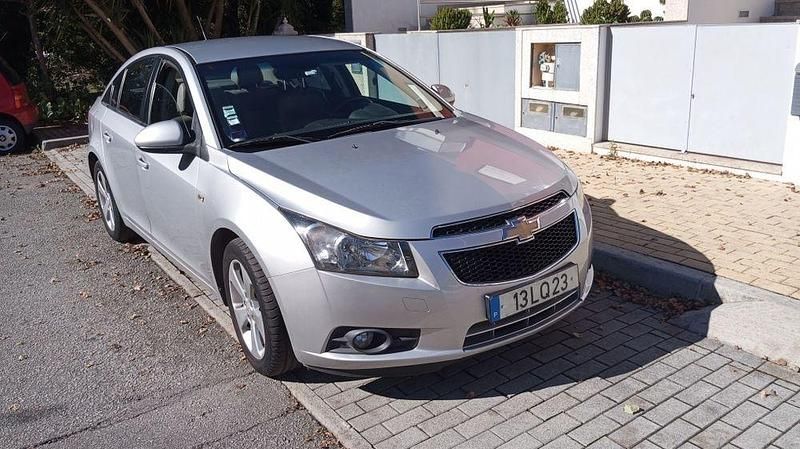 Usado 2011 Chevrolet Cruze Sedan | € 5.200 (Preço justo) - Imagem 1/4