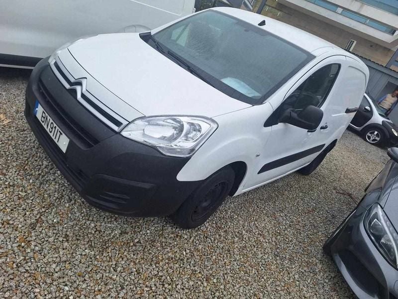 Branco Usado 2018 Citroën Berlingo Monovolume | € 10.500 (Bom preço) - Imagem 1/4