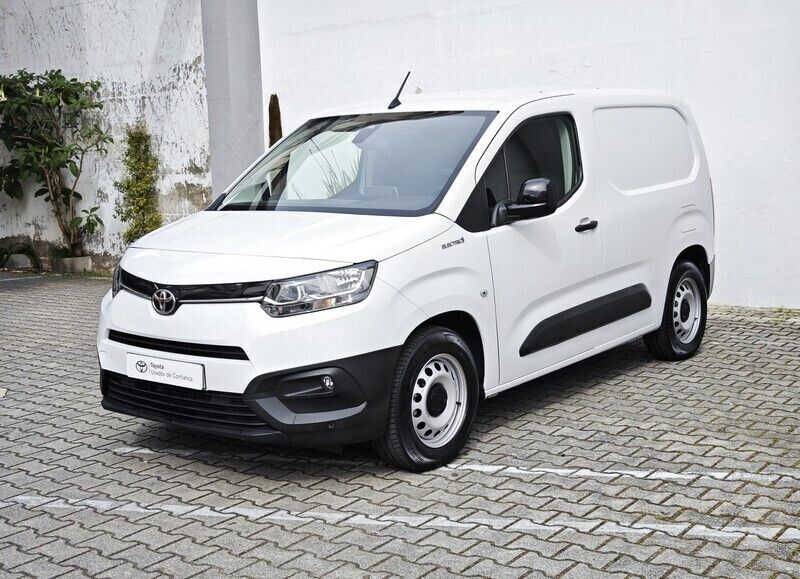 Branco (sólida) Usado 2023 Toyota Proace City Van | € 29.950 - Imagem 1/4