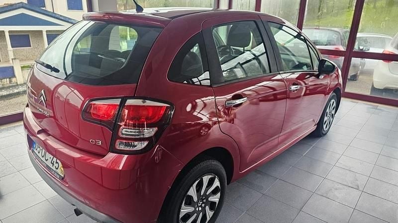 Usado Citroën C3 68 HP (50 kW) 2013 Vermelho