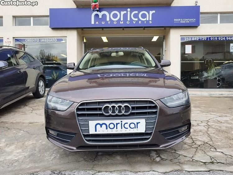 Outra Usado 2012 Audi A4 Carrinha | € 12.350 (Preço justo) - Imagem 1/1