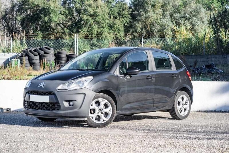 Cinza Usado 2012 Citroën C3 Exclusive Citadino | € 7.900 (Bom preço) - Imagem 1/4