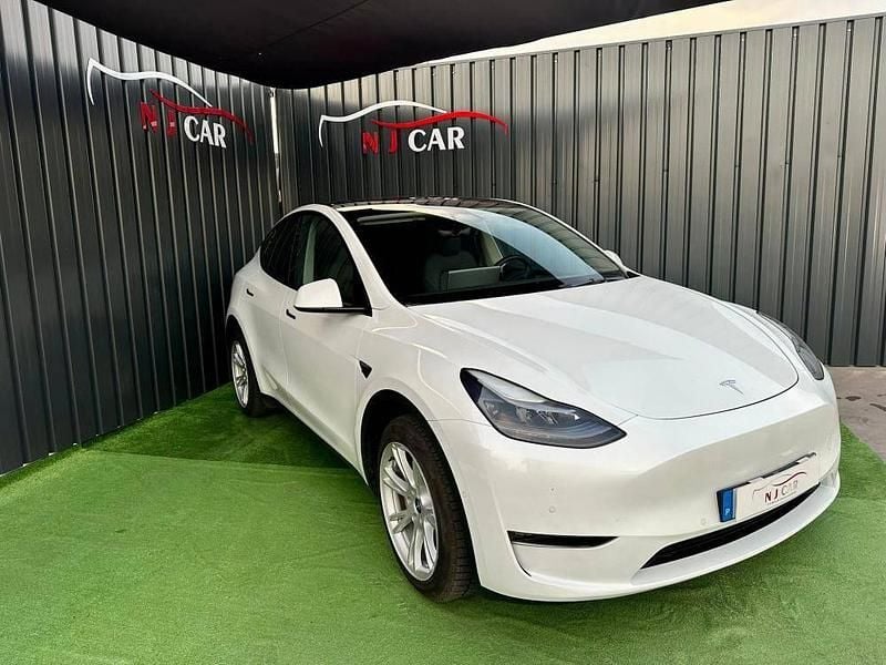 Branco Usado 2022 Tesla Model Y SUV | € 31.500 (Preço justo) - Imagem 1/4