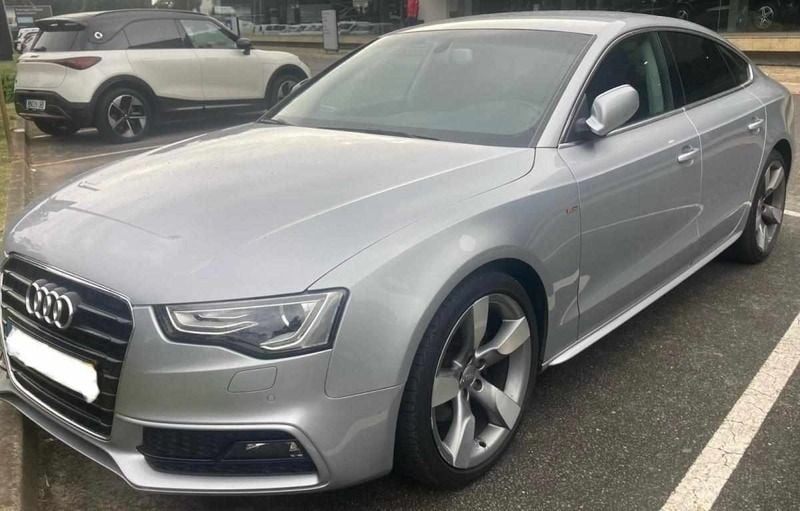 Cinzento Usado 2015 Audi A5 Coupé | € 24.000 (Preço justo) - Imagem 1/4