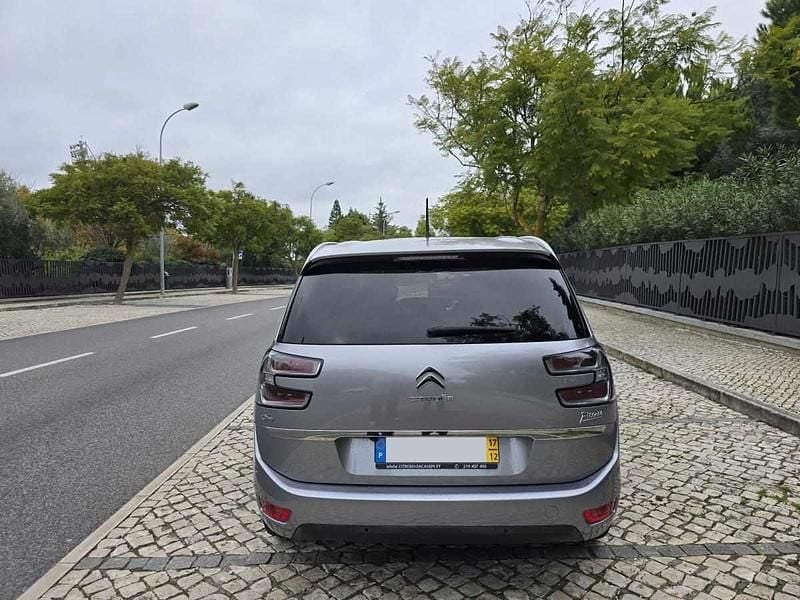 Usado Citroën C4 Picasso 120 HP (88 kW) 2017 Cinzento Monovolume