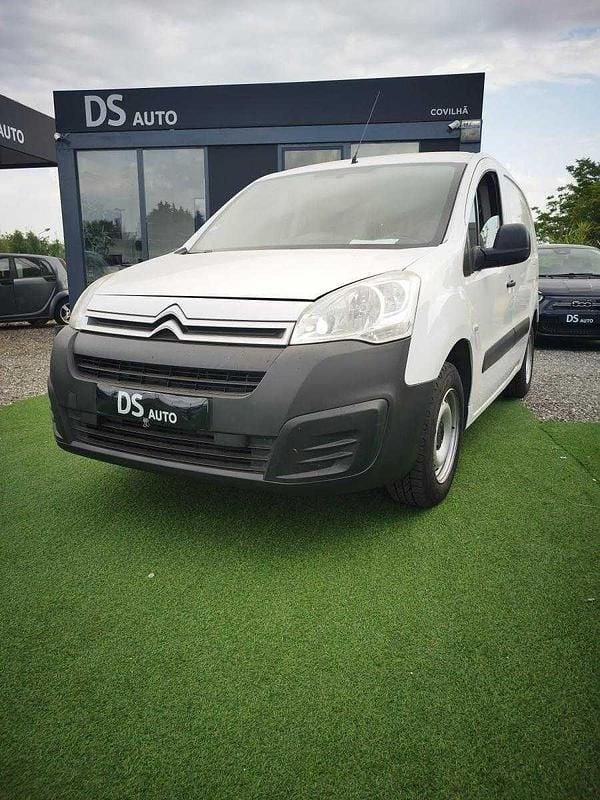 Branco Usado 2018 Citroën Berlingo Monovolume | € 11.870 (Preço elevado) - Imagem 1/4