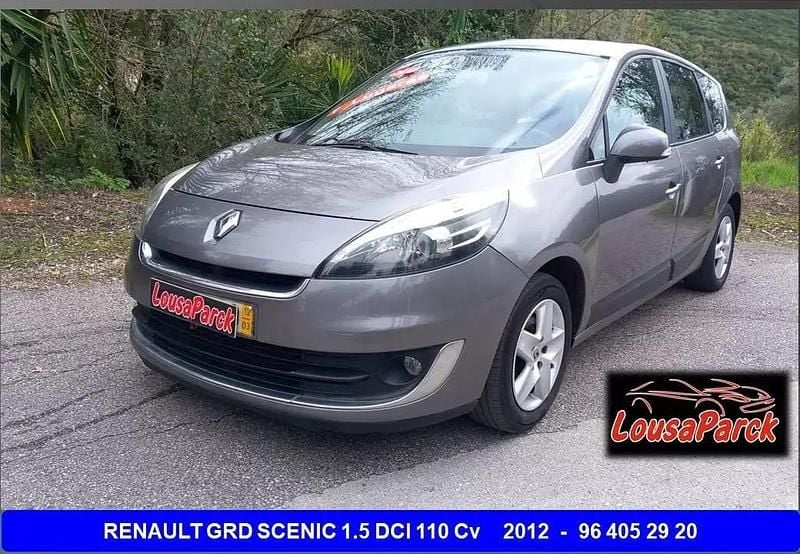 Cinza prata Usado 2012 Renault Grand Scénic III Dynamique Monovolume | € 9.800 (Preço justo) - Imagem 1/4
