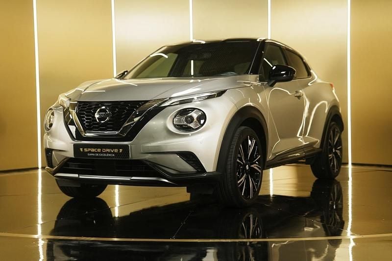 Cinzento Usado 2020 Nissan Juke SUV | € 22.900 - Imagem 1/4