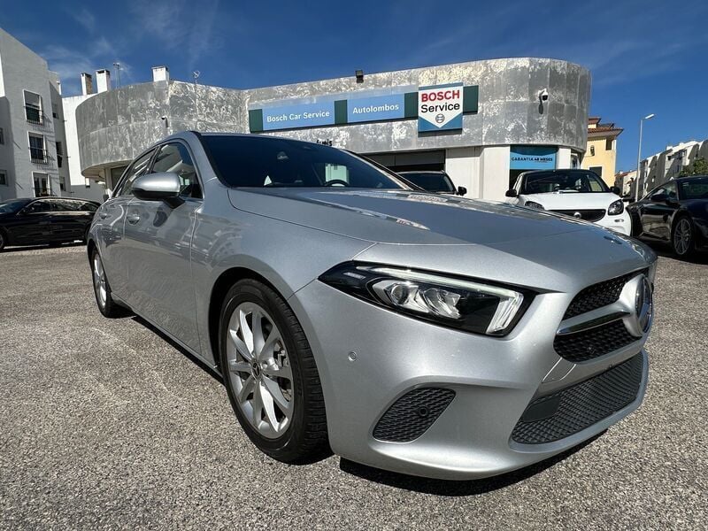Cinza Usado 2018 Mercedes A180 Progressive Sedan | € 22.750 (Preço justo) - Imagem 1/4