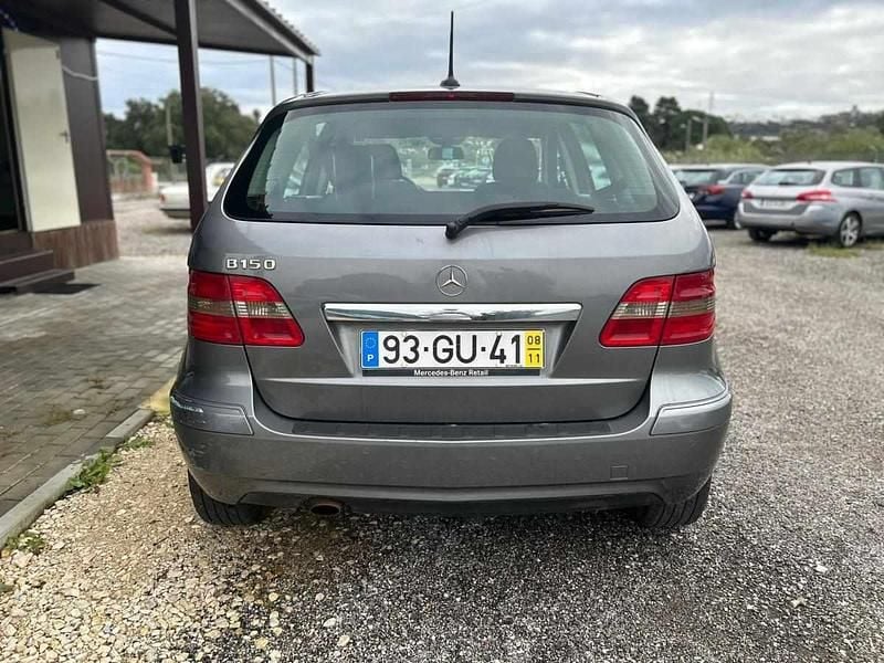 Usado Mercedes B150 95 HP (69 kW) 2008 Cinzento Monovolume