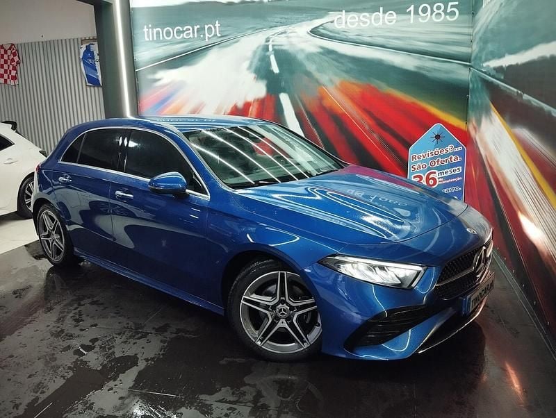 Usado Mercedes A180 AMG line 116 HP (85 kW) 2024 Azul Sedan