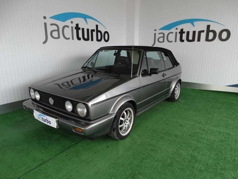 Usado VW Golf Cabriolet 75 HP (55 kW) 1999 Cinzento Cabrios