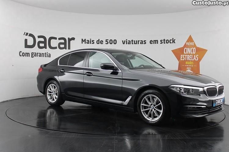 Preto Usado 2019 BMW 518 Sedan | € 26.399 - Imagem 1/1