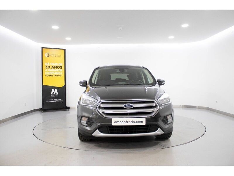 Cinza Usado 2017 Ford Kuga Business Edition SUV | € 15.480 (Preço elevado) - Imagem 1/4