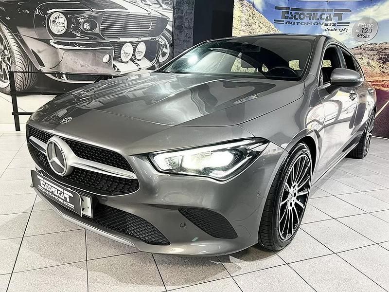 Cinzento Usado 2020 Mercedes CLA180 Shooting Brake Style Carrinha | € 25.800 (Preço justo) - Imagem 1/4