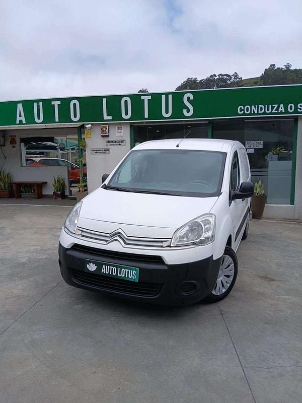 Branco Usado 2014 Citroën Berlingo Monovolume | € 7.970 (Preço justo) - Imagem 1/1