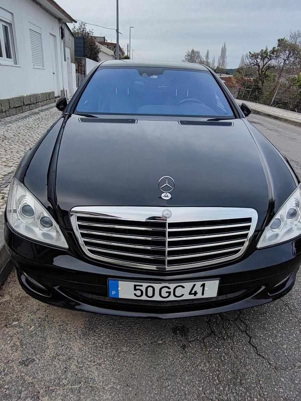 Usado Mercedes S320 235 HP (172 kW) 2008 Preto Sedan