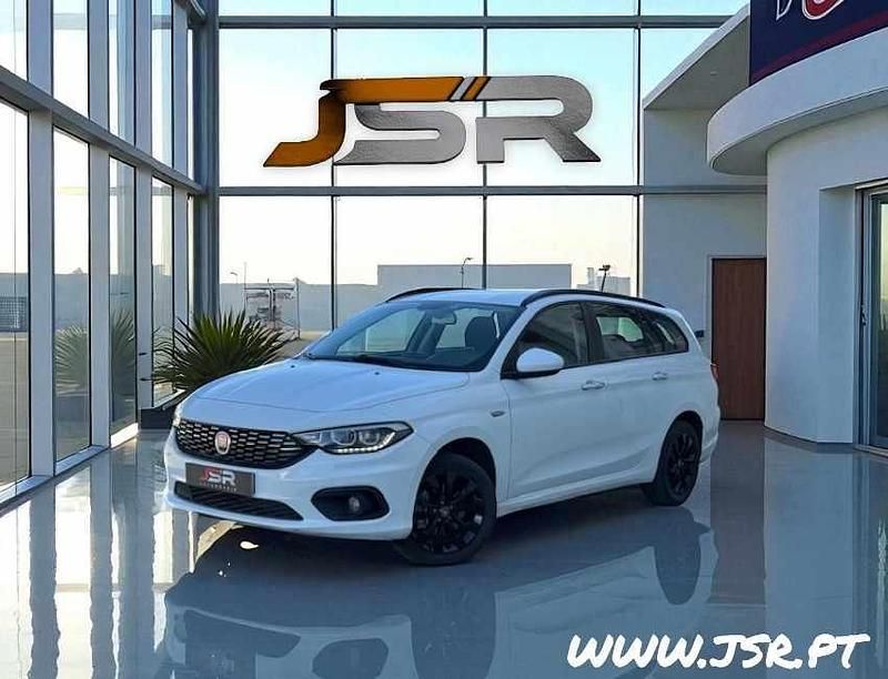 Branco Usado 2020 Fiat Tipo Wagon Carrinha | € 10.890 (Preço justo) - Imagem 1/4