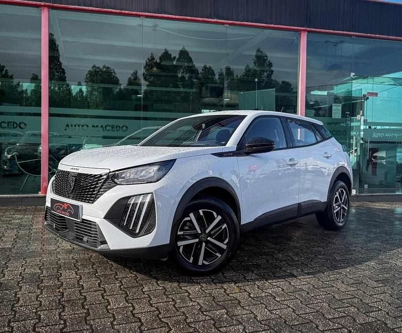 Branco Usado 2025 Peugeot 2008 SUV | € 19.750 (Super Preço) - Imagem 1/4