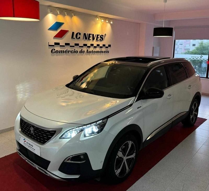 Branco Usado 2019 Peugeot 5008 Monovolume | € 24.900 (Caro) - Imagem 1/4