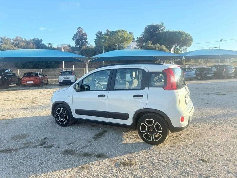 Branco Usado 2022 Fiat Panda | € 14.500 - Imagem 1/4