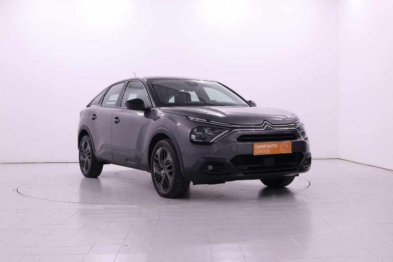 Cinzento Usado 2022 Citroën C4 Feel SUV | € 17.500 (Bom preço) - Imagem 1/4