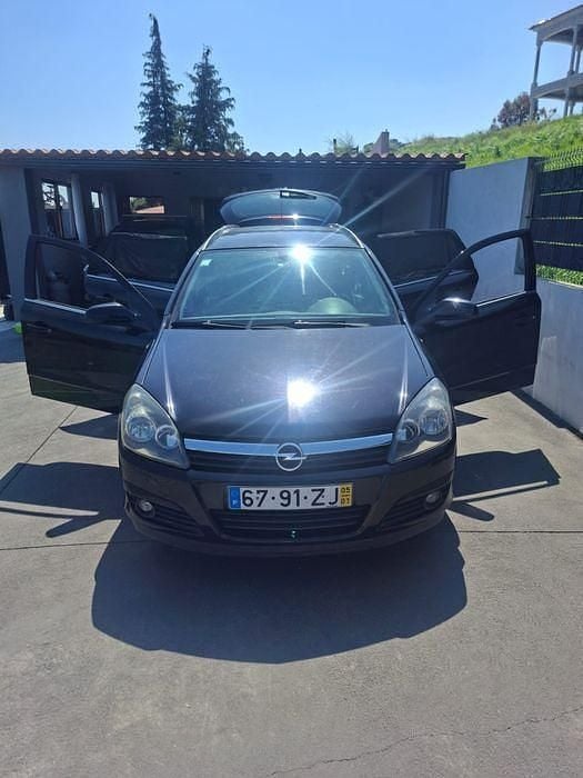 Usado 2005 Opel Astra Sedan | € 3.500 - Imagem 1/4