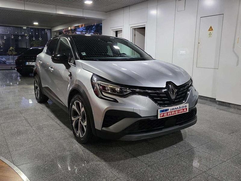 Cinzento Usado 2021 Renault Captur SUV | € 19.750 (Caro) - Imagem 1/4