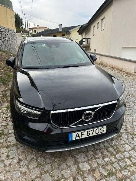 Usado 2018 Volvo XC40 SUV | € 24.500 - Imagem 1/4