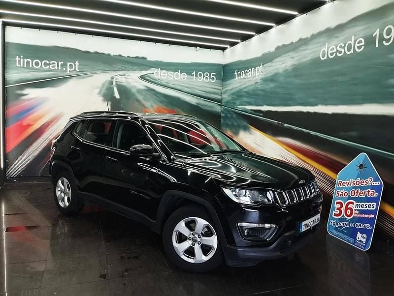 Preto Usado 2019 Jeep Compass SUV | € 20.299 (Preço justo) - Imagem 1/4