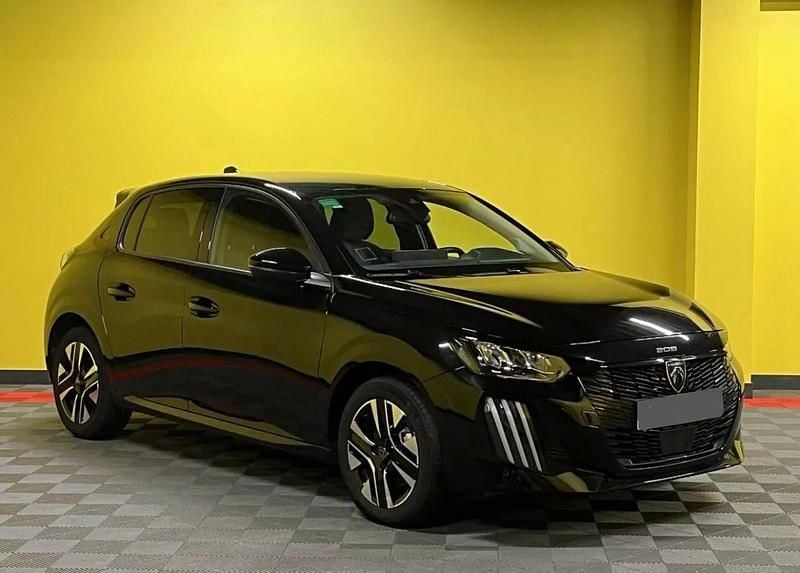 Preto Usado 2024 Peugeot 208 Allure Citadino | € 19.900 (Bom preço) - Imagem 1/4