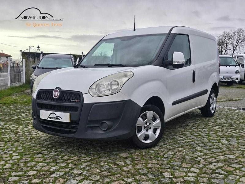 Branco Usado 2010 Fiat Doblò Monovolume | € 5.750 (Super Preço) - Imagem 1/4