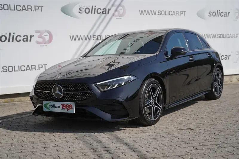 Preto Usado 2023 Mercedes A200 AMG line Citadino | € 32.500 (Preço justo) - Imagem 1/4