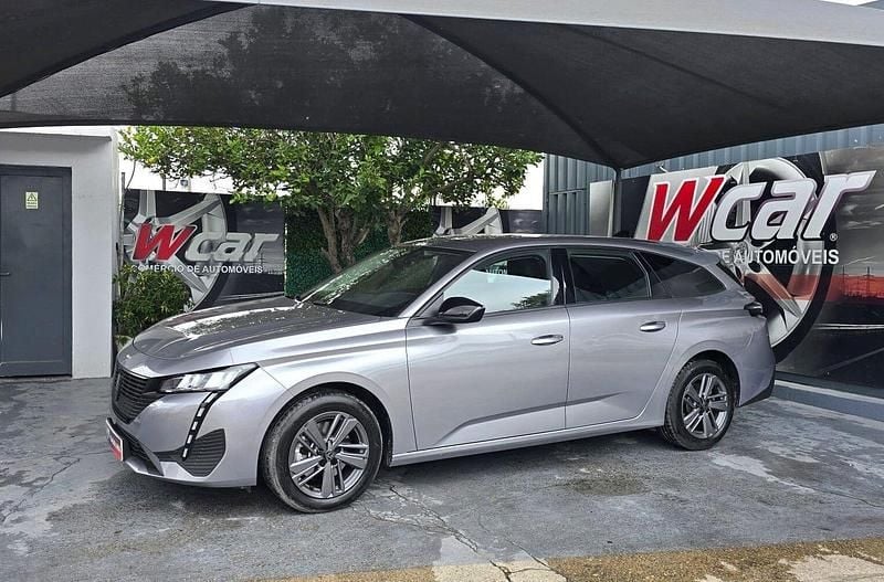 Cinza Usado 2024 Peugeot 308 Active Carrinha | € 20.950 (Super Preço) - Imagem 1/4
