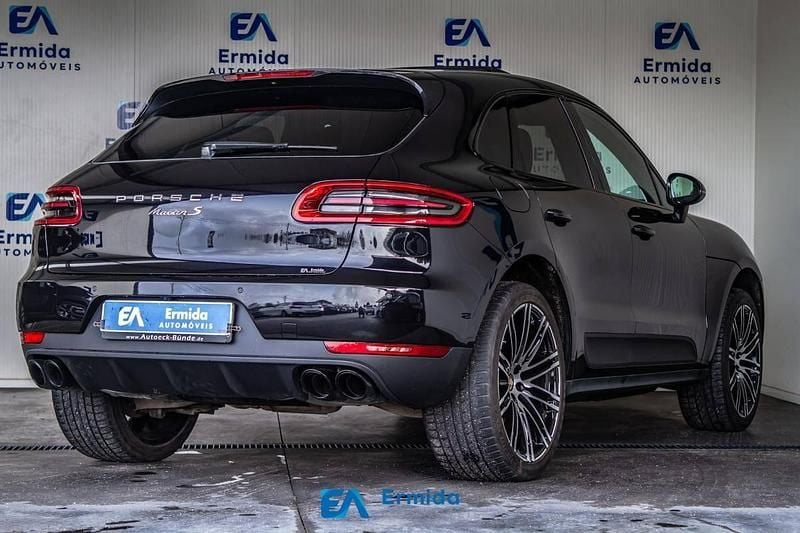 Usado Porsche Macan 258 HP (189 kW) 2016 Preto SUV