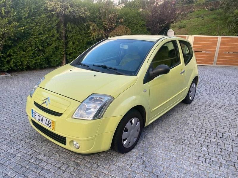 Verde Usado 2003 Citroën C2 VTR Sport Citadino | € 3.400 (Preço justo) - Imagem 1/4